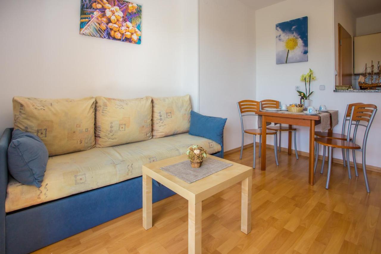 Apartman Vlado Apartment Vrsar Bagian luar foto