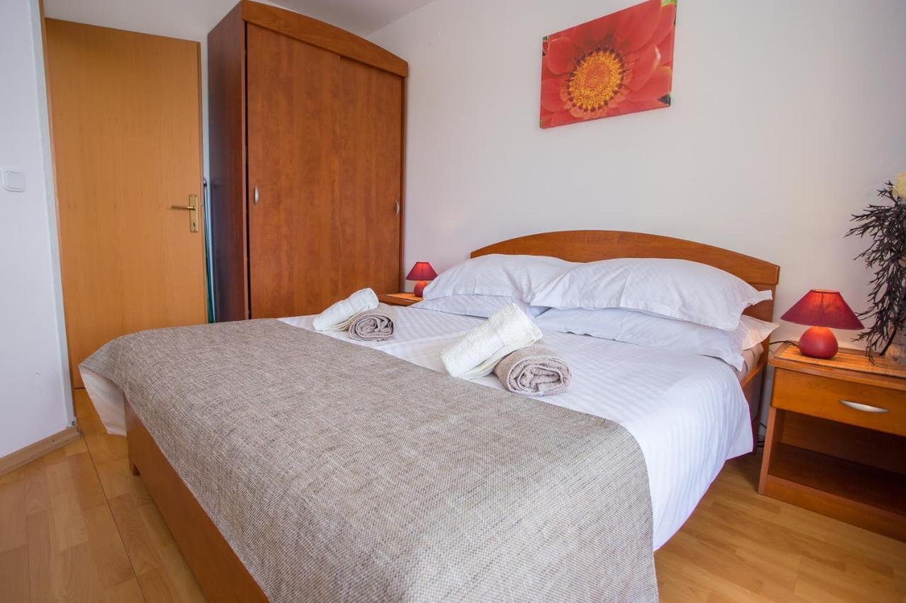 Apartman Vlado Apartment Vrsar Bagian luar foto