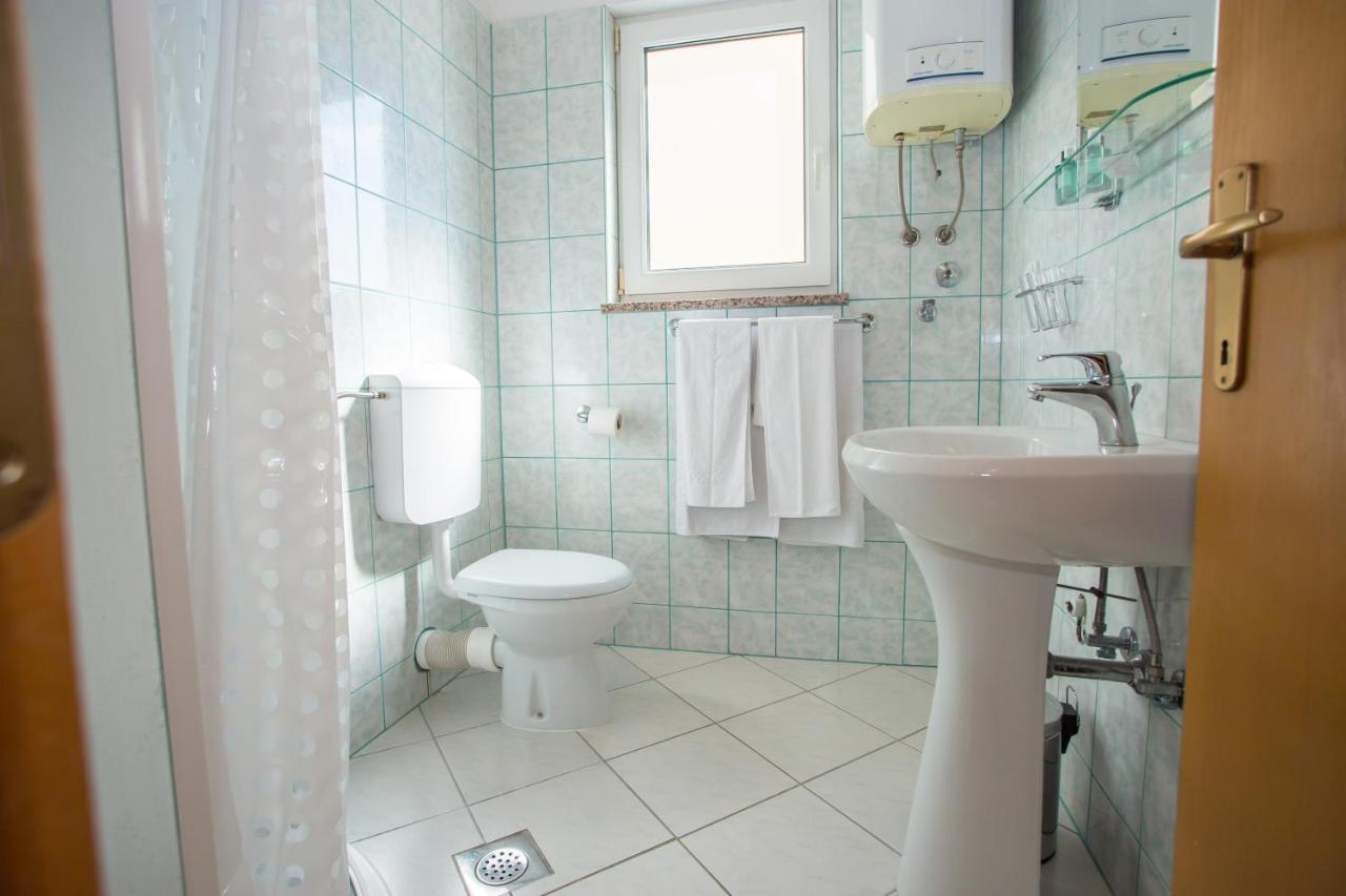 Apartman Vlado Apartment Vrsar Bagian luar foto