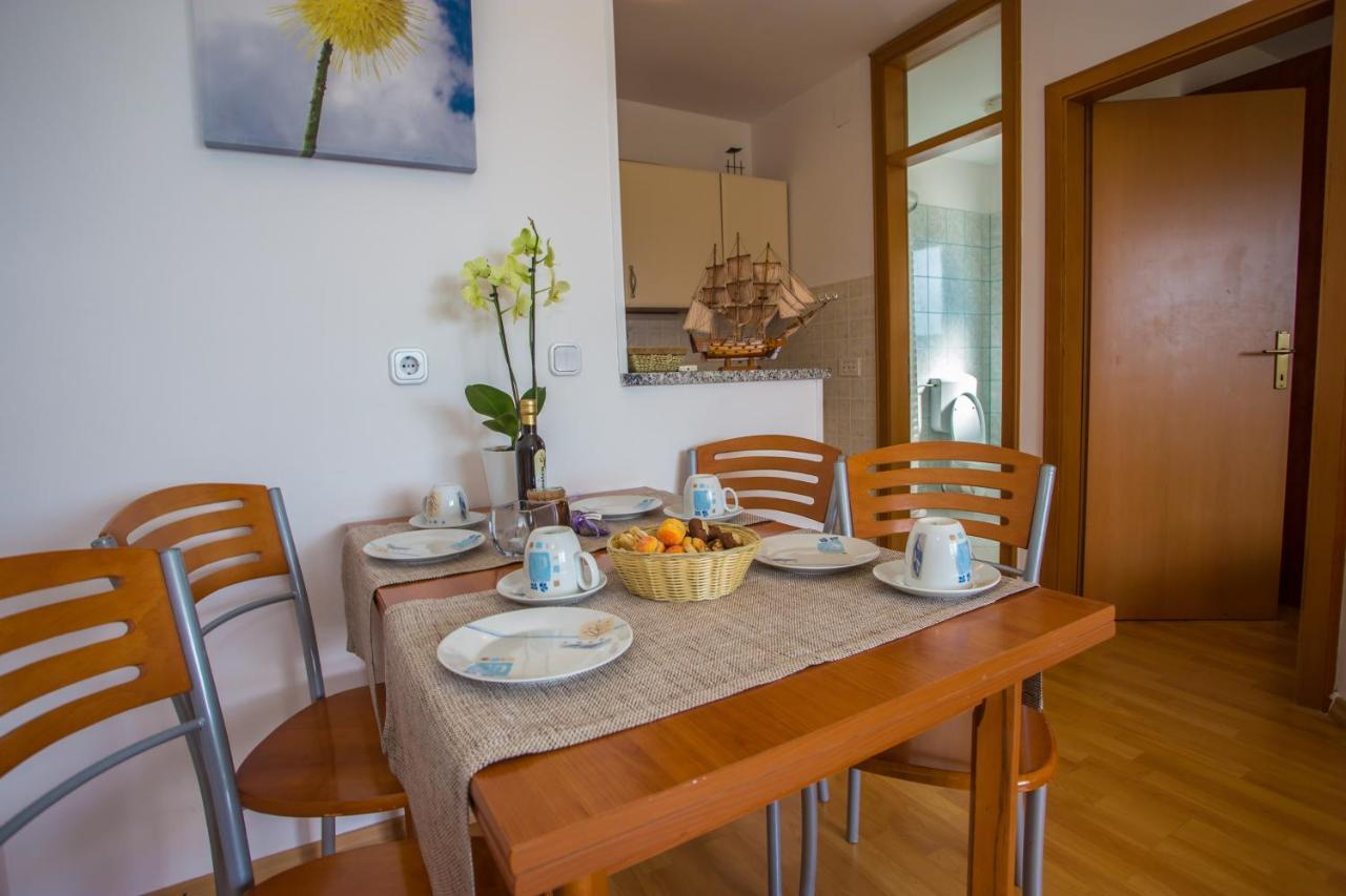 Apartman Vlado Apartment Vrsar Bagian luar foto