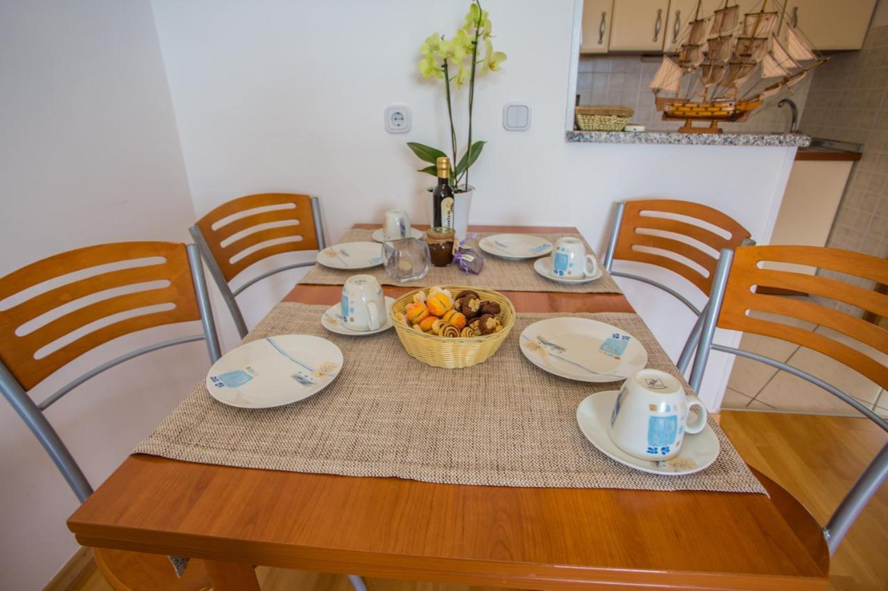 Apartman Vlado Apartment Vrsar Bagian luar foto